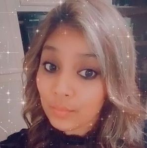 Meet your Posher, Claudia